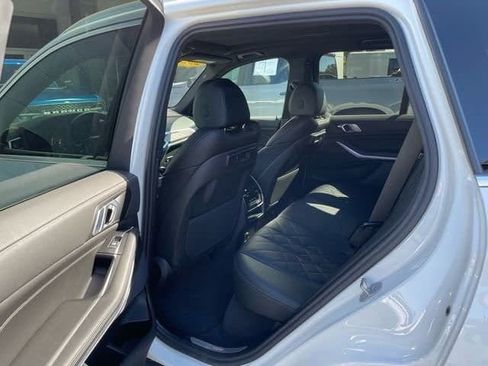 Used 2023 BMW X5 sDrive40i image 24