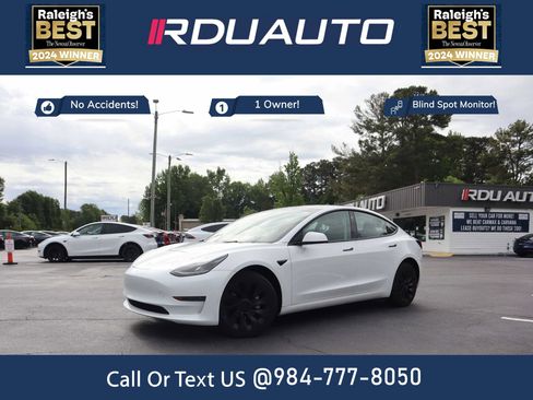 Used 2023 Tesla Model 3 Standard Range RWD image 1