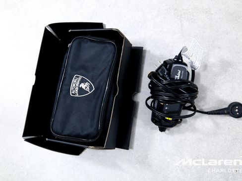 Used 2025 Lamborghini Revuelto AWD/4WD image 24