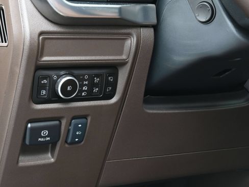 Used 2025 Ford F150 King Ranch AWD/4WD image 23