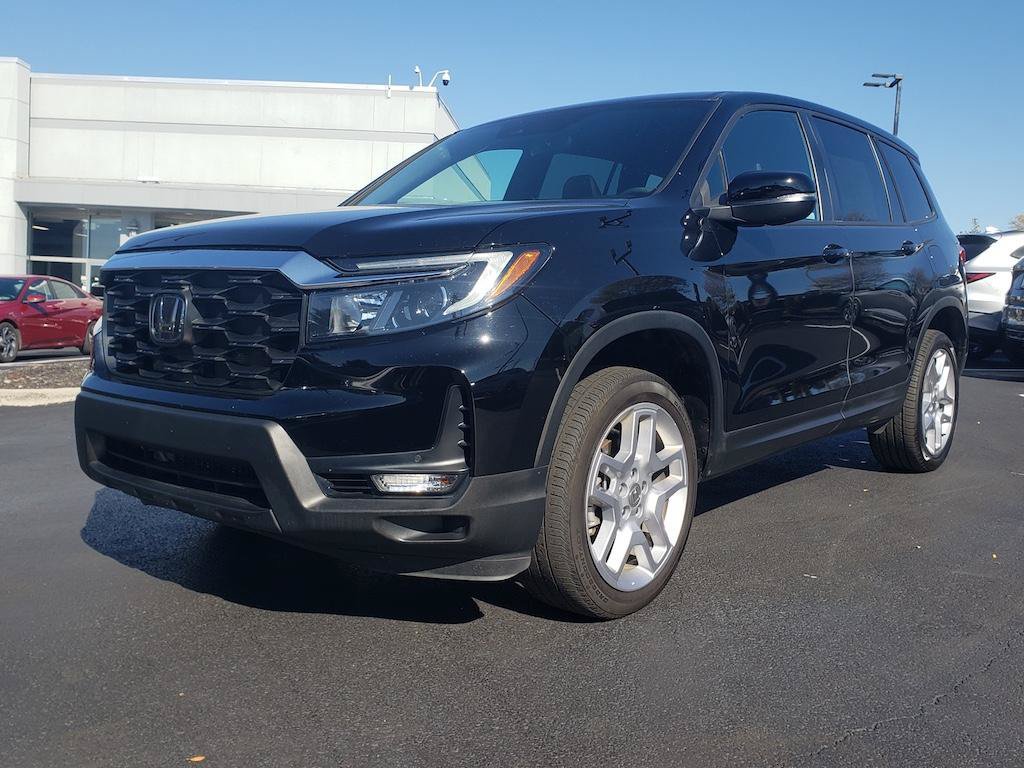 Used 2024 Honda Passport EX-L image 3