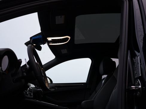 New 2026 Porsche Macan S image 36