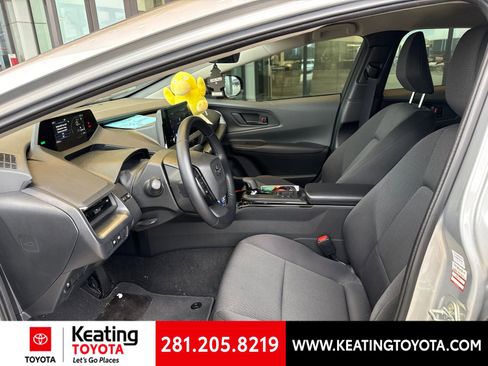 Used 2026 Toyota Prius LE FWD image 14