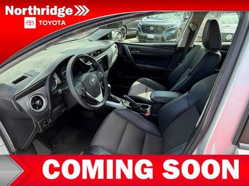 Used 2018 Toyota Corolla SE w/ Carpet Mat Package (TMS) FWD image 5