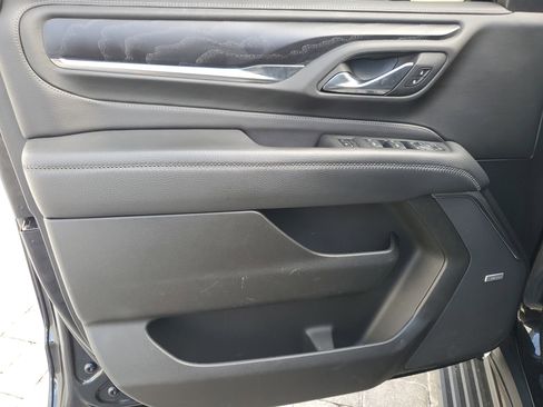 Used 2024 GMC Yukon XL Denali w/ Denali Reserve Package image 10