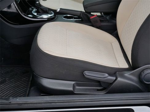 Used 2019 Volkswagen Beetle 2.0T SE image 14
