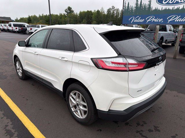 Used 2024 Ford Edge SEL w/ Convenience Package AWD/4WD image 3