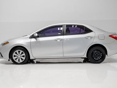 Used 2014 Toyota Corolla LE FWD image 26