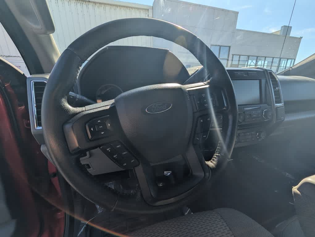 Used 2015 Ford F150 XLT w/ Equipment Group 301A Mid AWD/4WD image 23