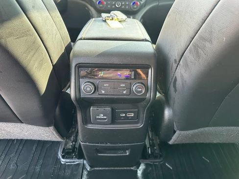 Used 2021 GMC Acadia AT4 w/ GMC Pro Grade Package AWD/4WD image 27
