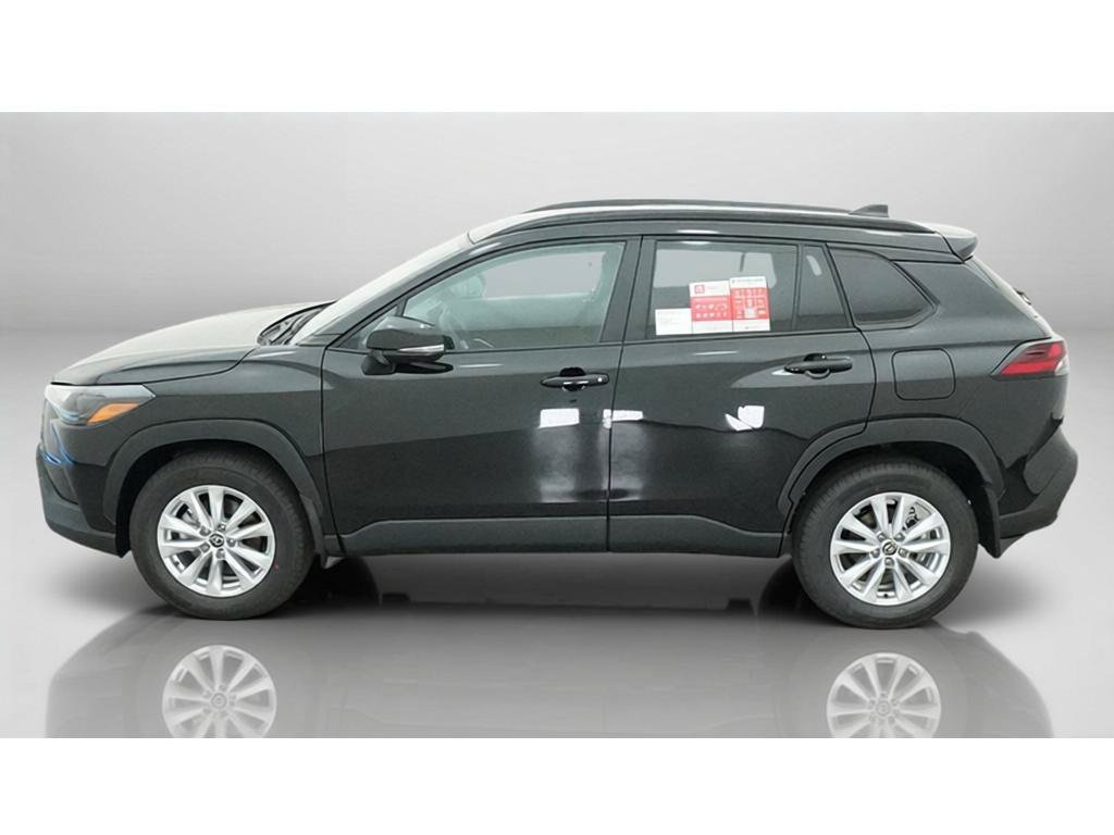 New 2026 Toyota Corolla Cross LE FWD image 3