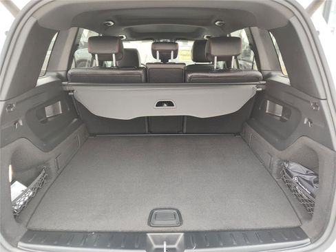 New 2024 Mercedes-Benz GLB 250 image 6