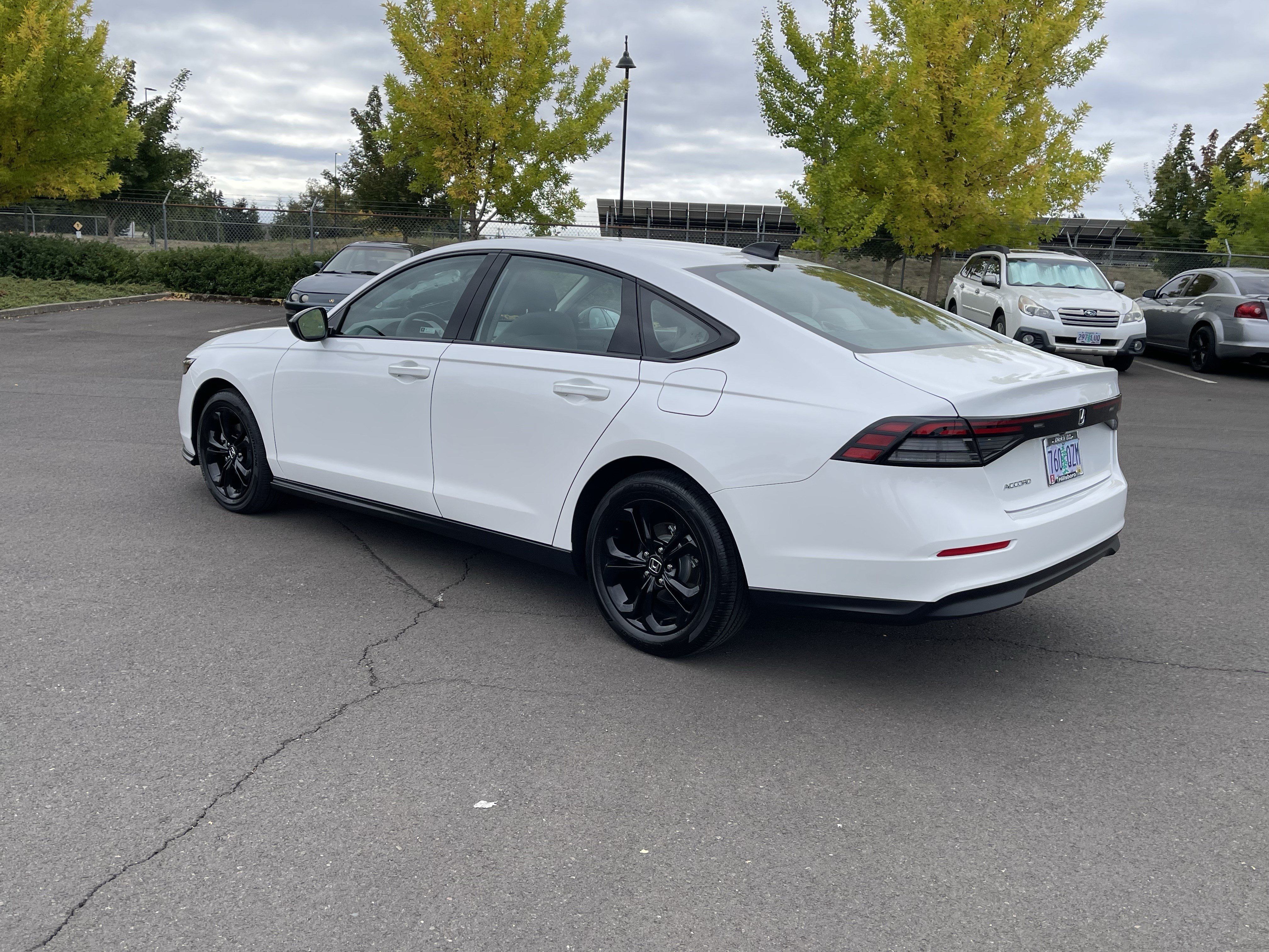 Used 2025 Honda Accord SE image 3
