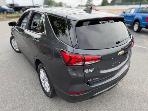 Used 2022 Chevrolet Equinox LT FWD image 19