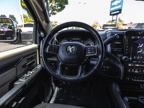 Used 2022 RAM 3500 Limited AWD/4WD image 28