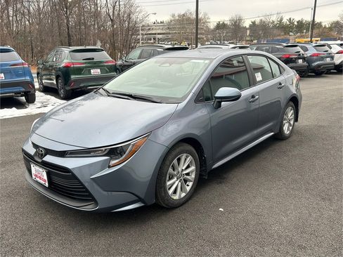 New 2026 Toyota Corolla LE image 2