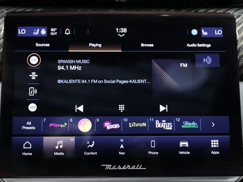 Used 2022 Maserati Quattroporte Trofeo RWD image 33