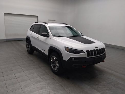 Used 2019 Jeep Cherokee Trailhawk image 13