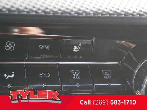 New 2026 Chevrolet Equinox LT w/ Convenience Package II image 32