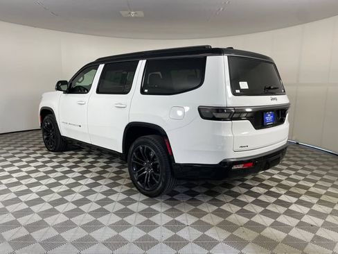 New 2026 Jeep Grand Wagoneer Summit AWD/4WD image 8