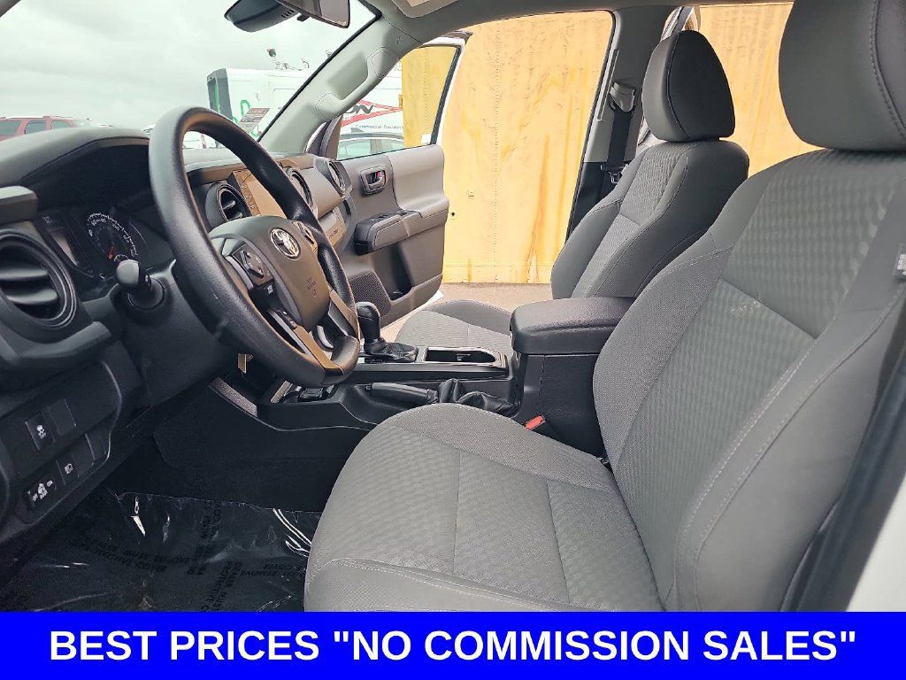Used 2023 Toyota Tacoma SR w/ SR Convenience Package RWD image 14