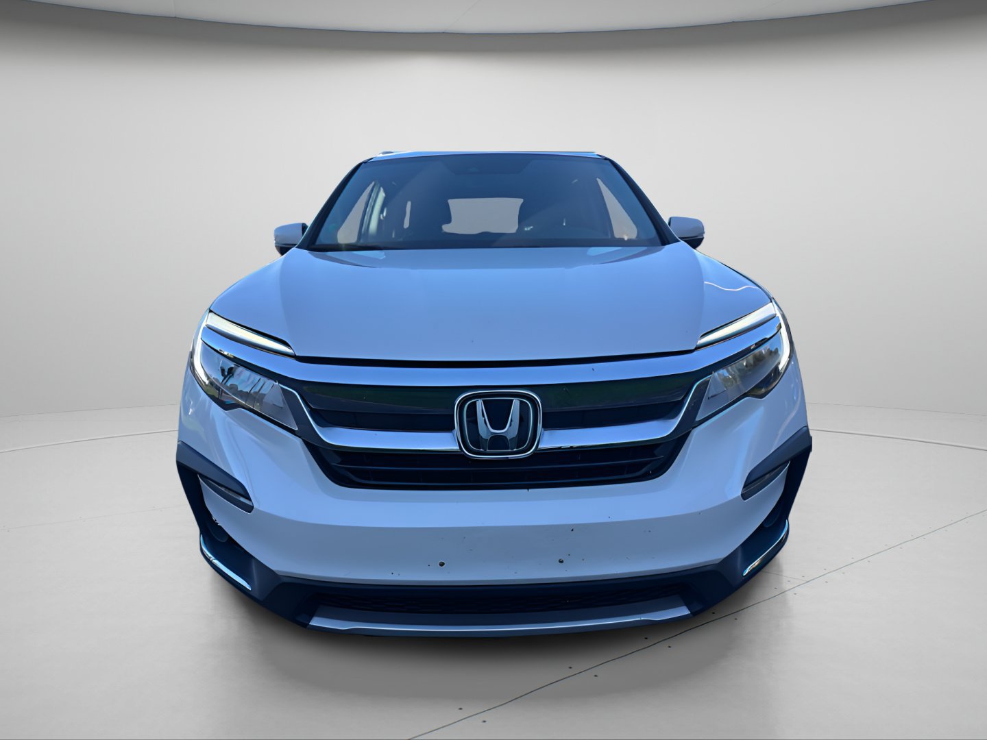 Used 2020 Honda Pilot Touring image 3