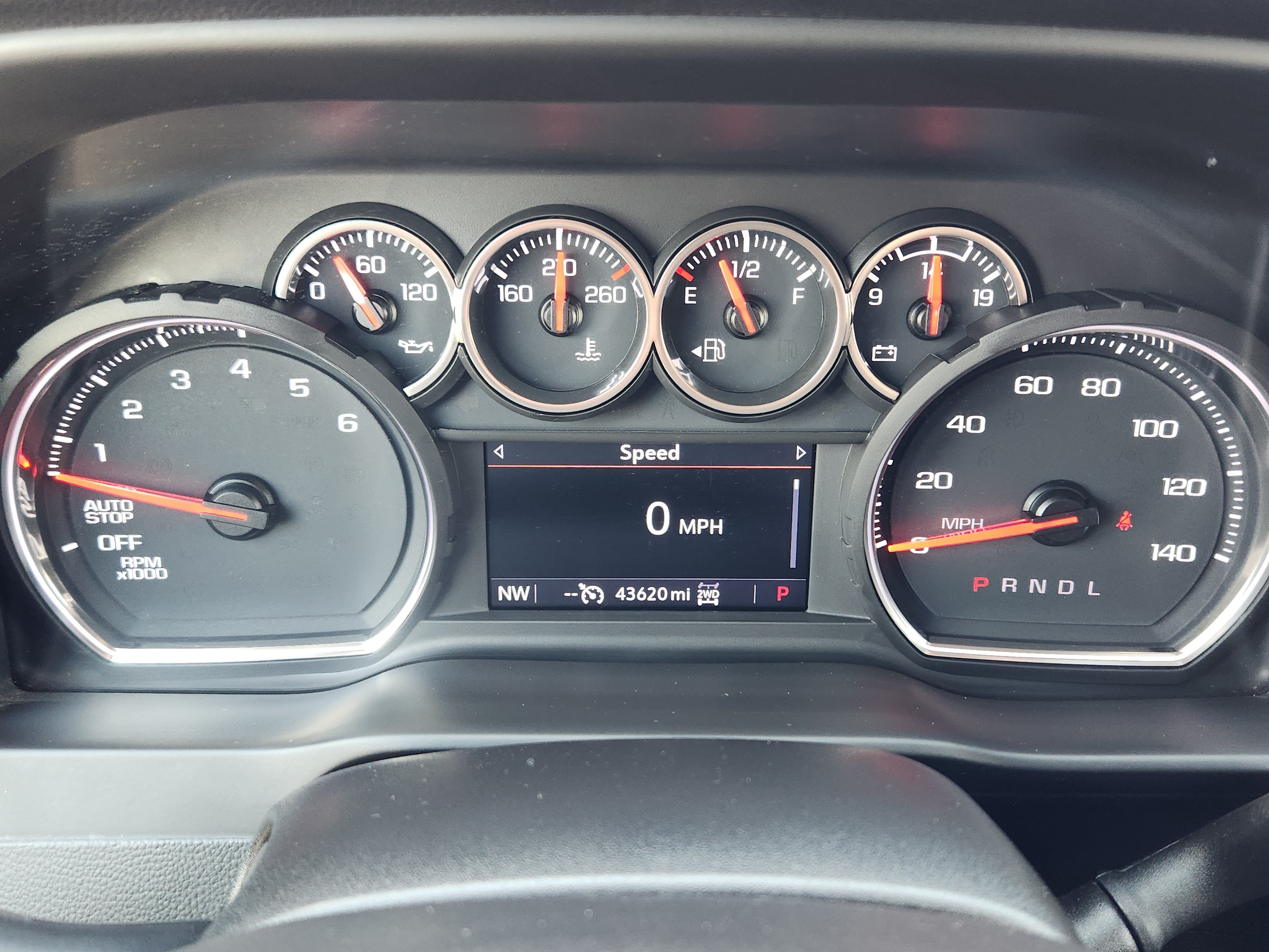 Used 2020 Chevrolet Silverado 1500 LT w/ All-Star Edition AWD/4WD image 23