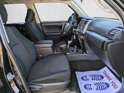 Used 2018 Toyota 4Runner TRD Off-Road image 21