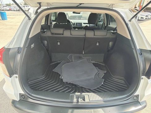 Certified 2022 Honda HR-V EX image 25