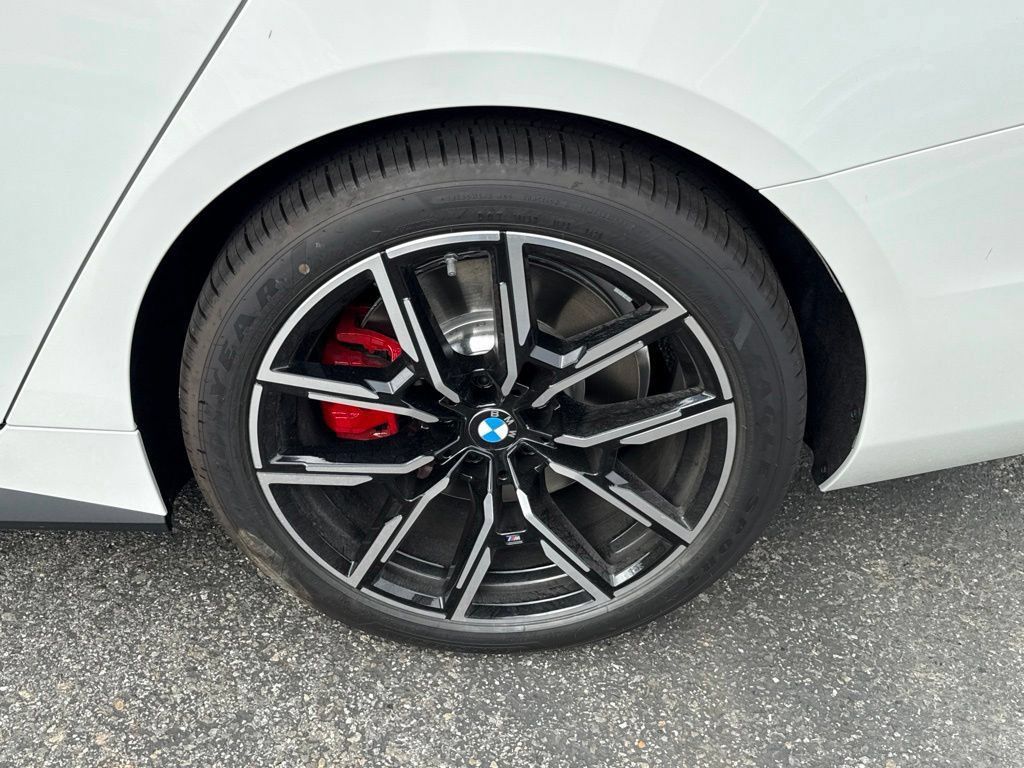 New 2026 BMW i4 eDrive40 w/ M Sport Package RWD image 14