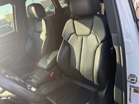 Used 2019 Audi SQ5 Prestige image 8