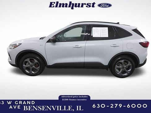 Used 2025 Ford Escape ST-Line image 2
