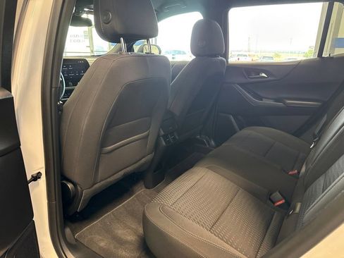 Used 2026 Chevrolet Equinox LT AWD/4WD image 18