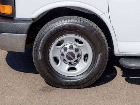 Used 2015 GMC Savana 3500 LS w/ Chrome Appearance Package image 13