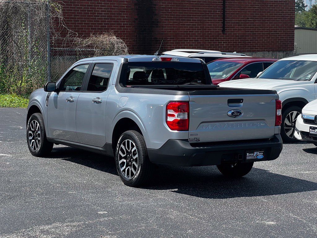 Used 2024 Ford Maverick Lariat FWD image 3