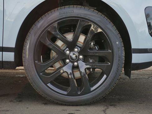 New 2026 Land Rover Range Rover Evoque S image 9