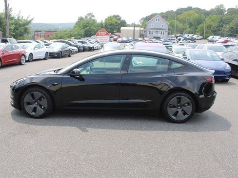 Used 2023 Tesla Model 3 Standard Range RWD image 4