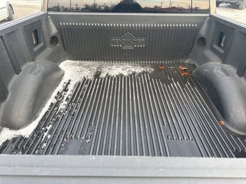 Used 2017 Ford F150 XLT image 28