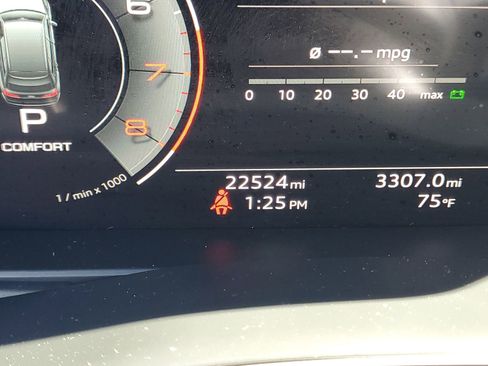 Used 2023 Audi Q7 3.0T Premium w/ Convenience Package image 30