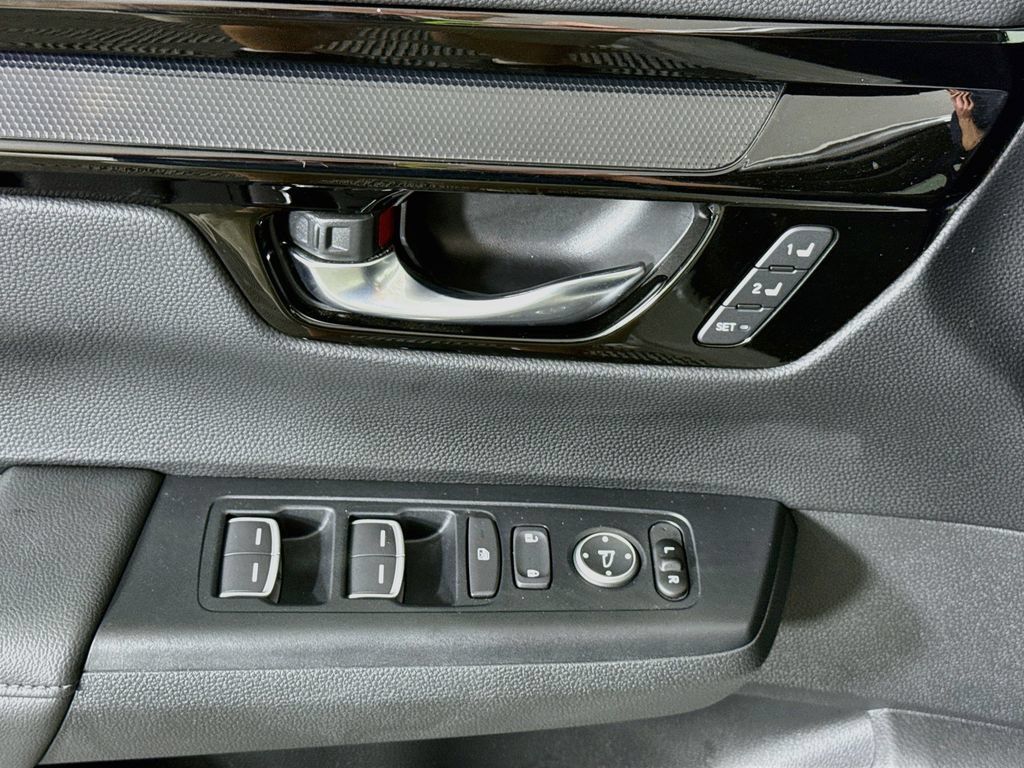 Used 2024 Honda CR-V EX-L image 24
