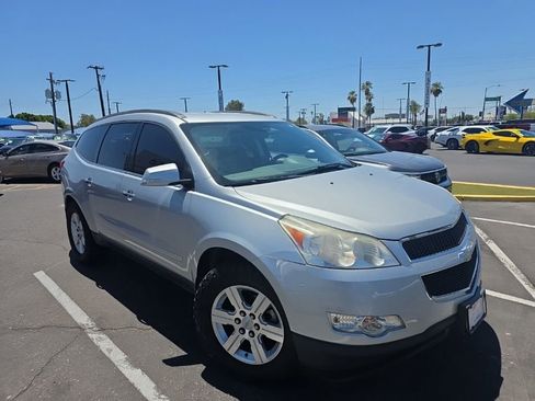 Used 2012 Chevrolet Traverse LT AWD/4WD image 2