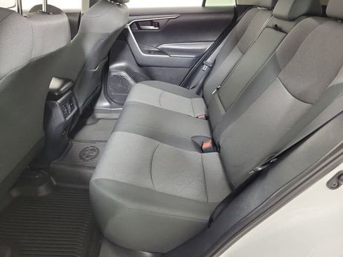 Used 2024 Toyota RAV4 XLE w/ Convenience Package FWD image 12