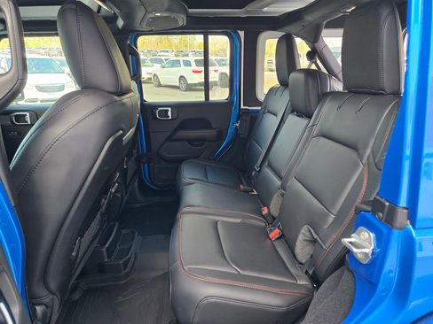 New 2026 Jeep Wrangler Unlimited Rubicon w/ Safety Group image 24