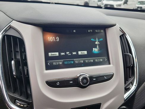 Used 2016 Chevrolet Cruze LS image 10