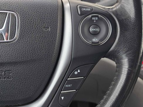 Used 2017 Honda Ridgeline RTL-T image 35