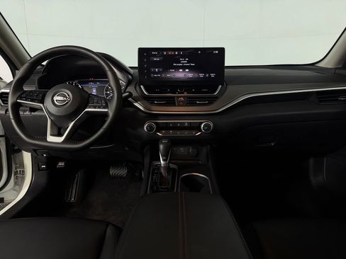 Used 2026 Nissan Altima 2.5 SR FWD image 16