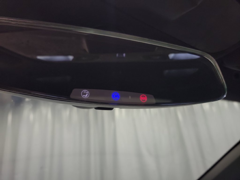 Used 2018 Chevrolet Camaro SS RWD image 22