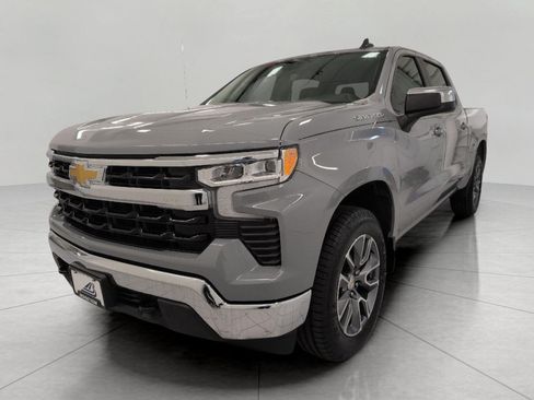 Used 2024 Chevrolet Silverado 1500 LT AWD/4WD image 12
