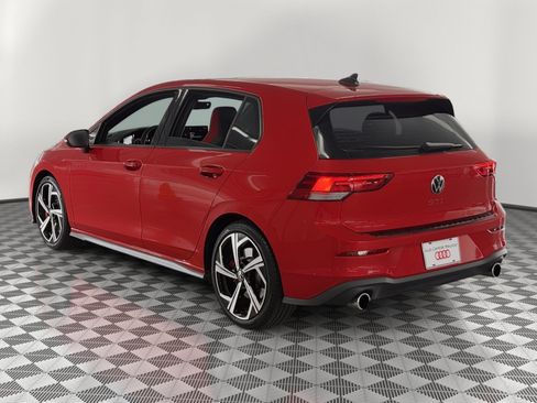 Used 2026 Volkswagen Golf SE FWD image 3