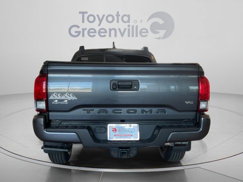Certified 2023 Toyota Tacoma SR AWD/4WD image 5